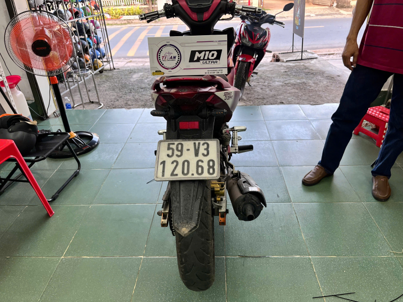 Độ đèn nâng cấp ánh sáng Titan M10 Ultra V2 cho xe Exciter 2019